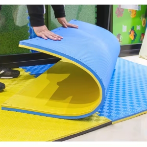 Yellow blue gym Eva flooring mat